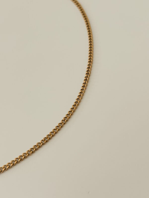 Paper Clip Chain Necklace - Image 4